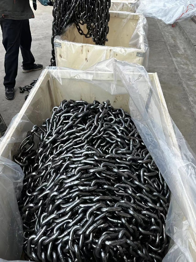 Understanding DIN 766 Chain Specifications: A Comprehensive Guide for Industrial Applications