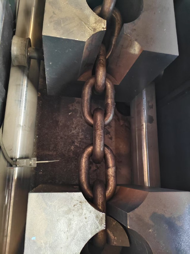 GR80 Chain for Lifting | Heavy Duty G80 Chain & Grab Hooks