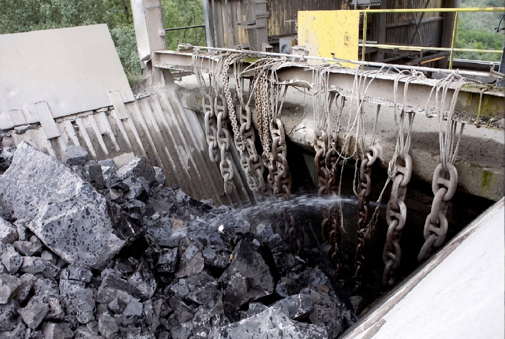 Heavy Crusher Feeding Systems